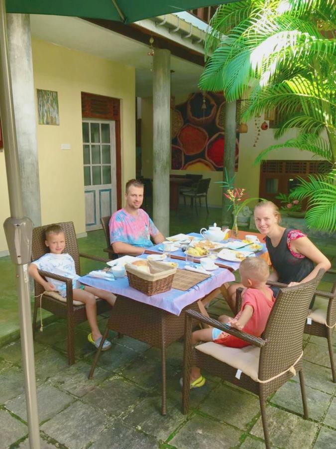 Gunas Guest House Bentota Exterior foto